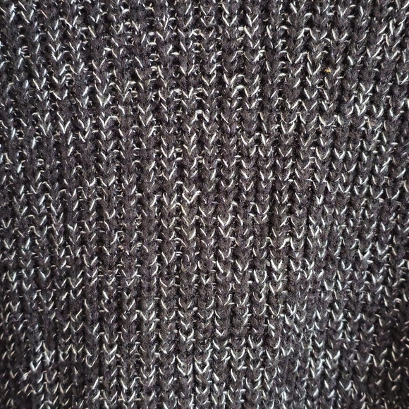 Forever 21 Black & White Marbled Knit Criss-Cross Back Sweater Size 2X - Picture 5 of 6